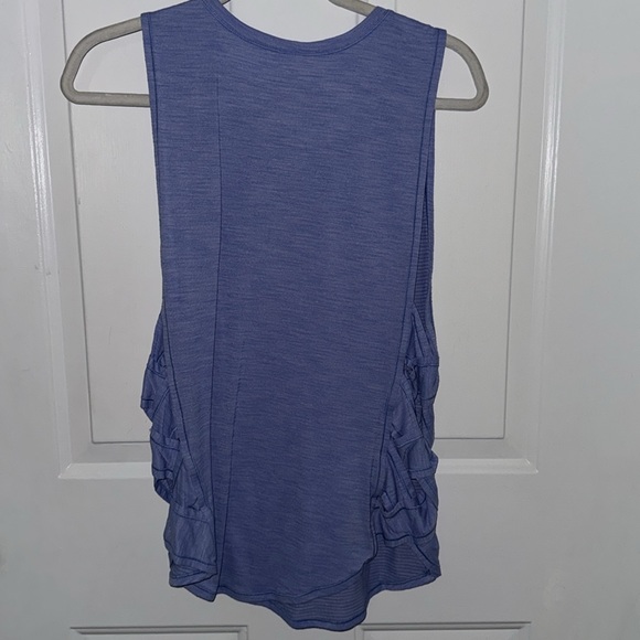 Lululemon tank top - Picture 2 of 4